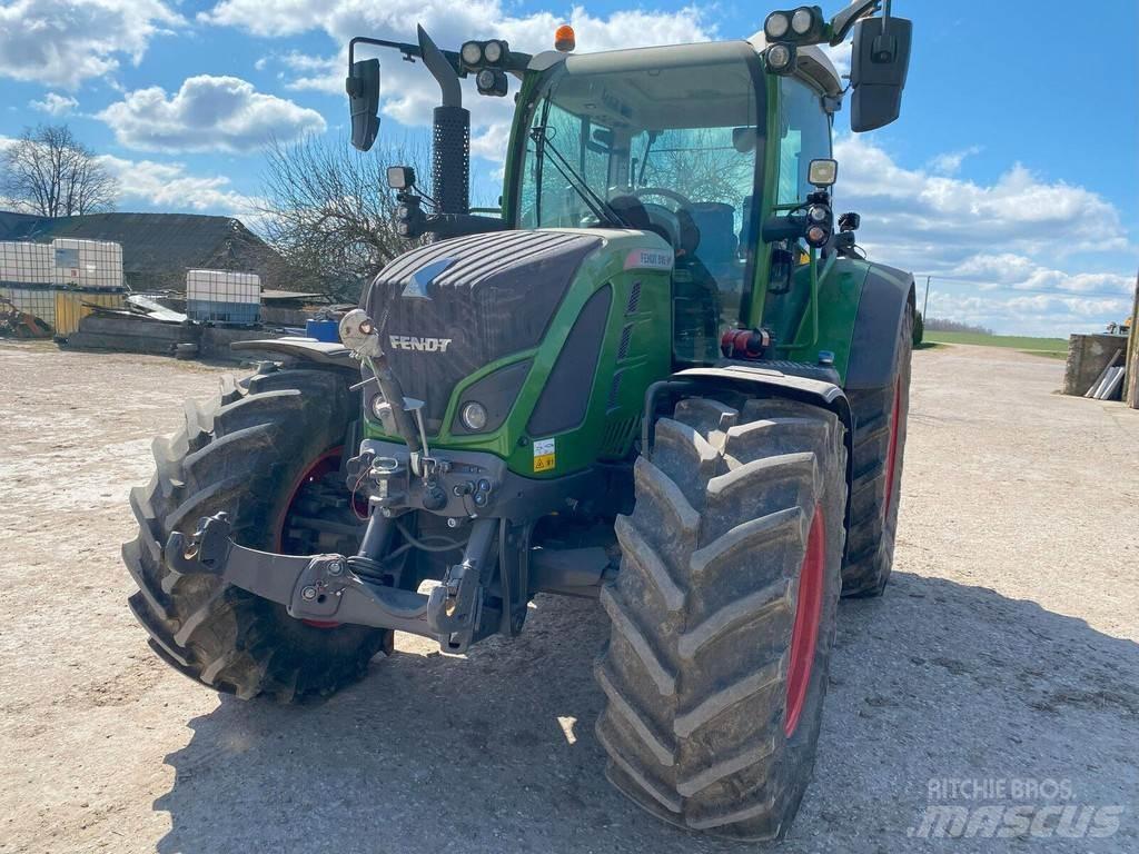 Fendt 516 Vario Tractors