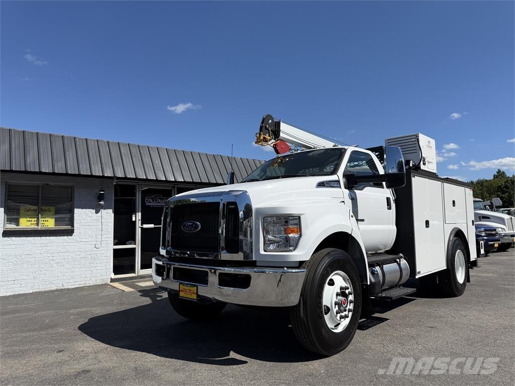 Ford F750 Municipal / general purpose vehicles