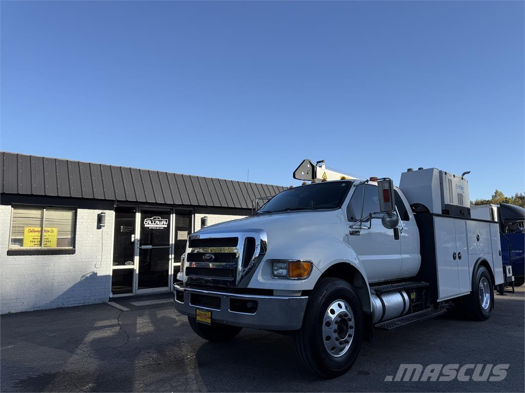 Ford F750 Municipal / general purpose vehicles