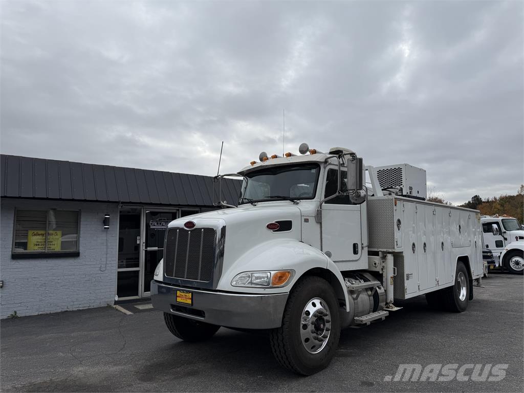 Peterbilt 337 Municipal / general purpose vehicles