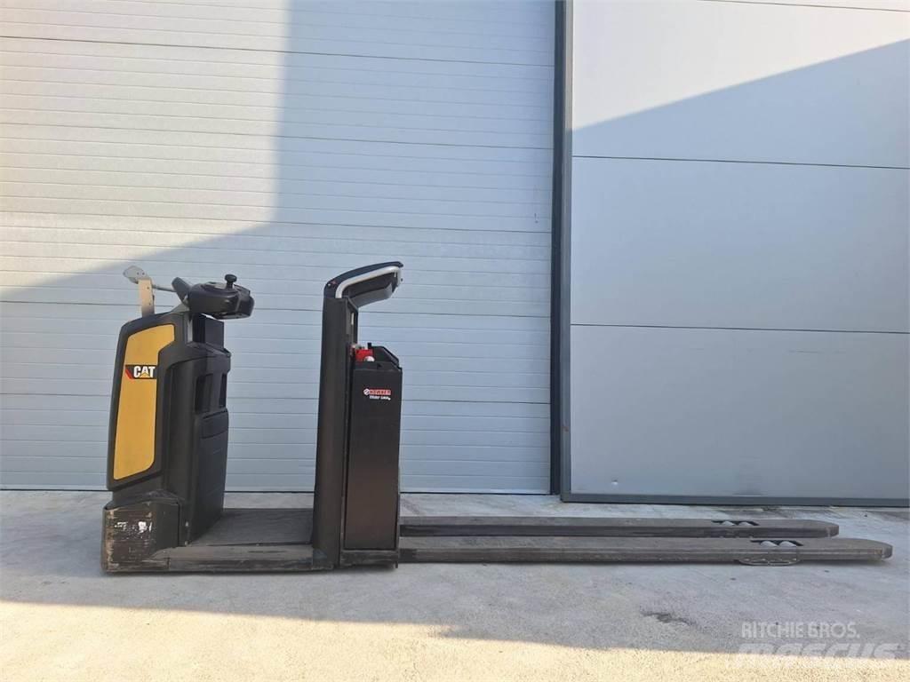CAT N020NE Low lift order picker