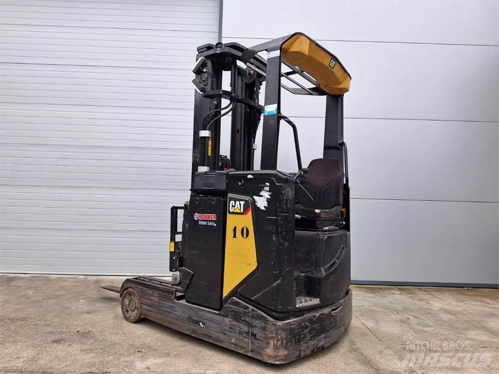 CAT NR16N2 Reach truck