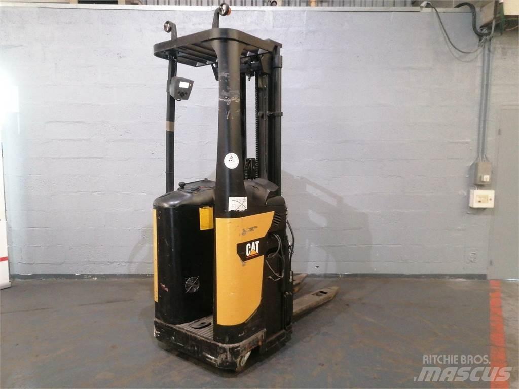 CAT NSR16N Self propelled stackers