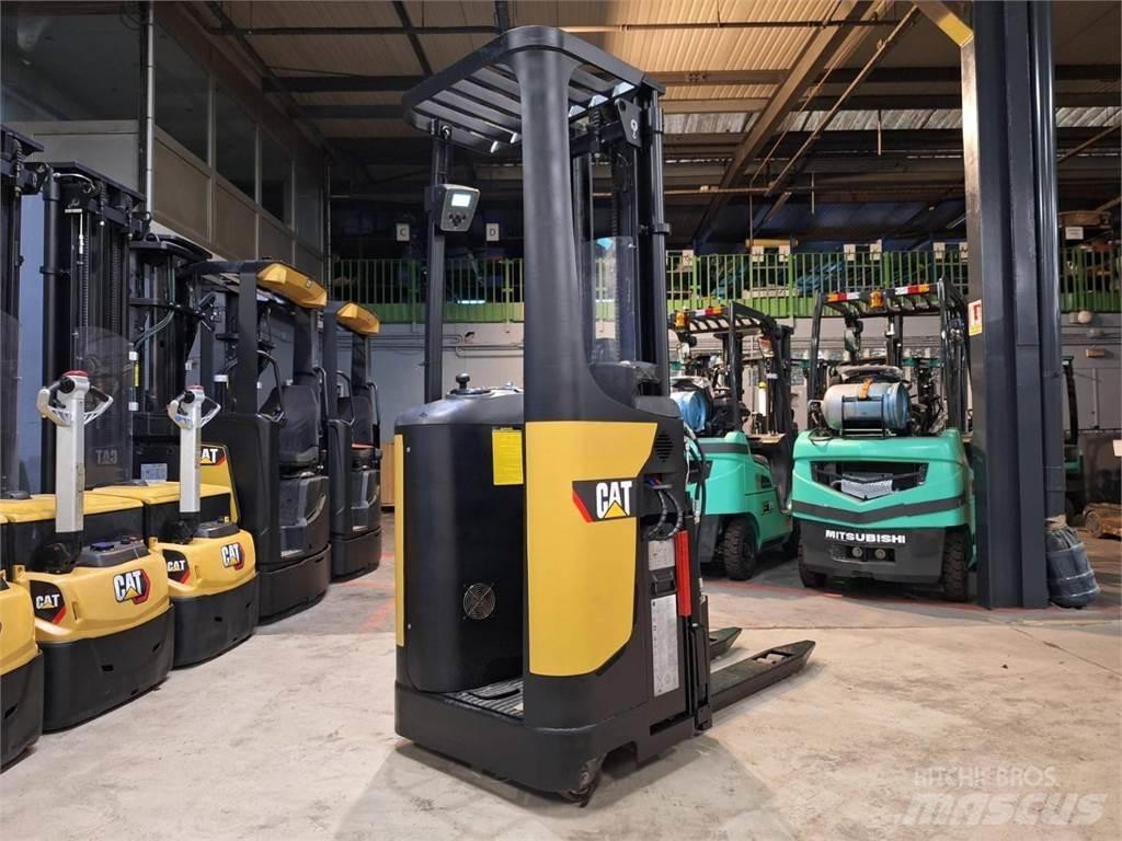 CAT NSR16N2 Self propelled stackers