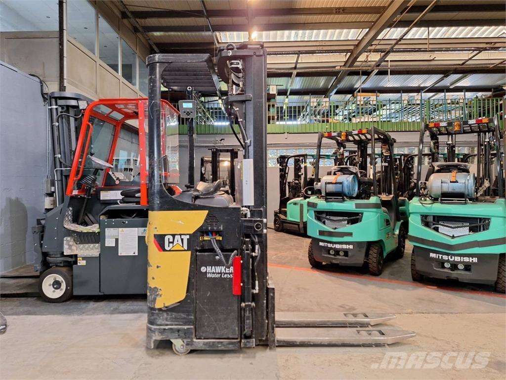 CAT NSR20N Self propelled stackers