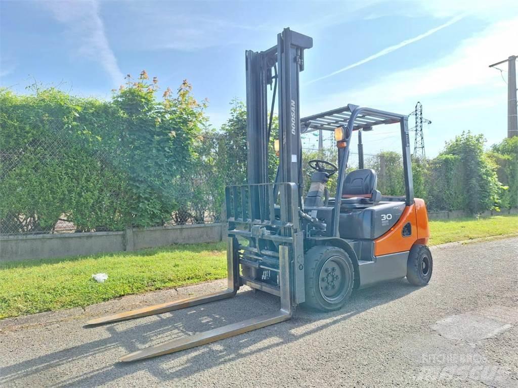 Doosan D30S 5 Other