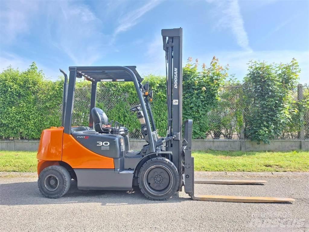Doosan D30S 5 Other