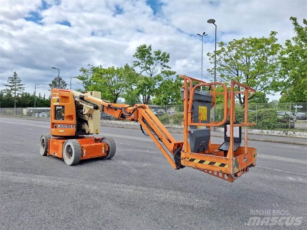 JLG E300AJP Other lifts and platforms