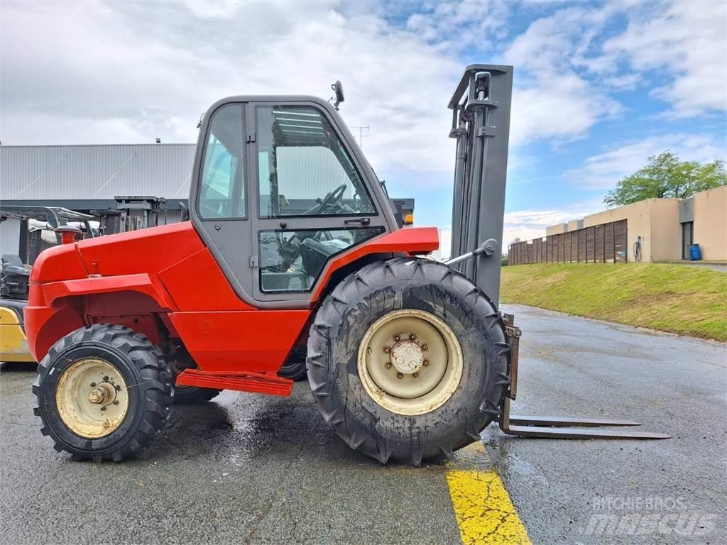 Manitou M30.2 Rough terrain truck
