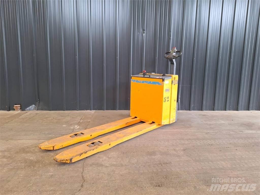 OMG 330K Pedestrian stacker