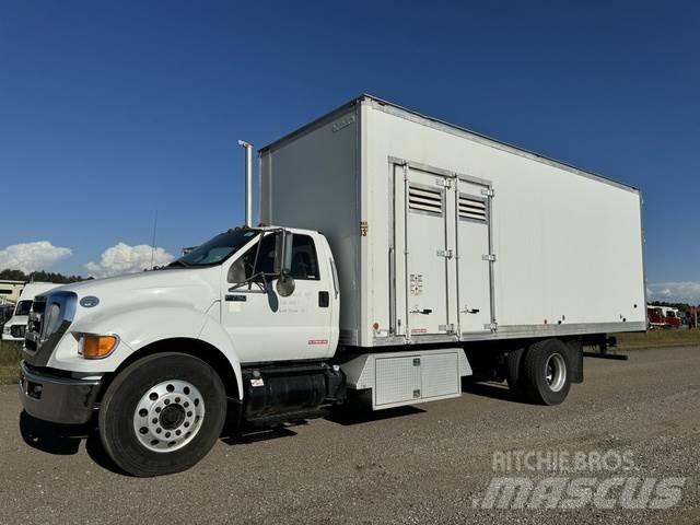 Ford F750 Waste Shredders