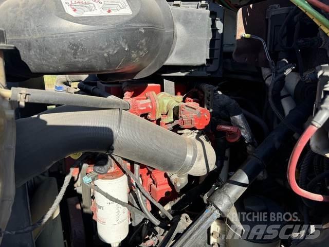 Ford F750 Waste Shredders