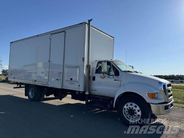 Ford F750 Waste Shredders