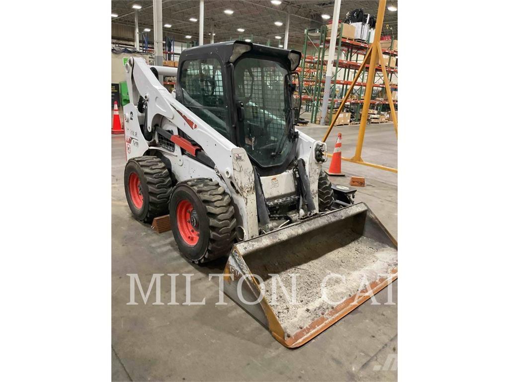 Bobcat S770 Skid steer loaders