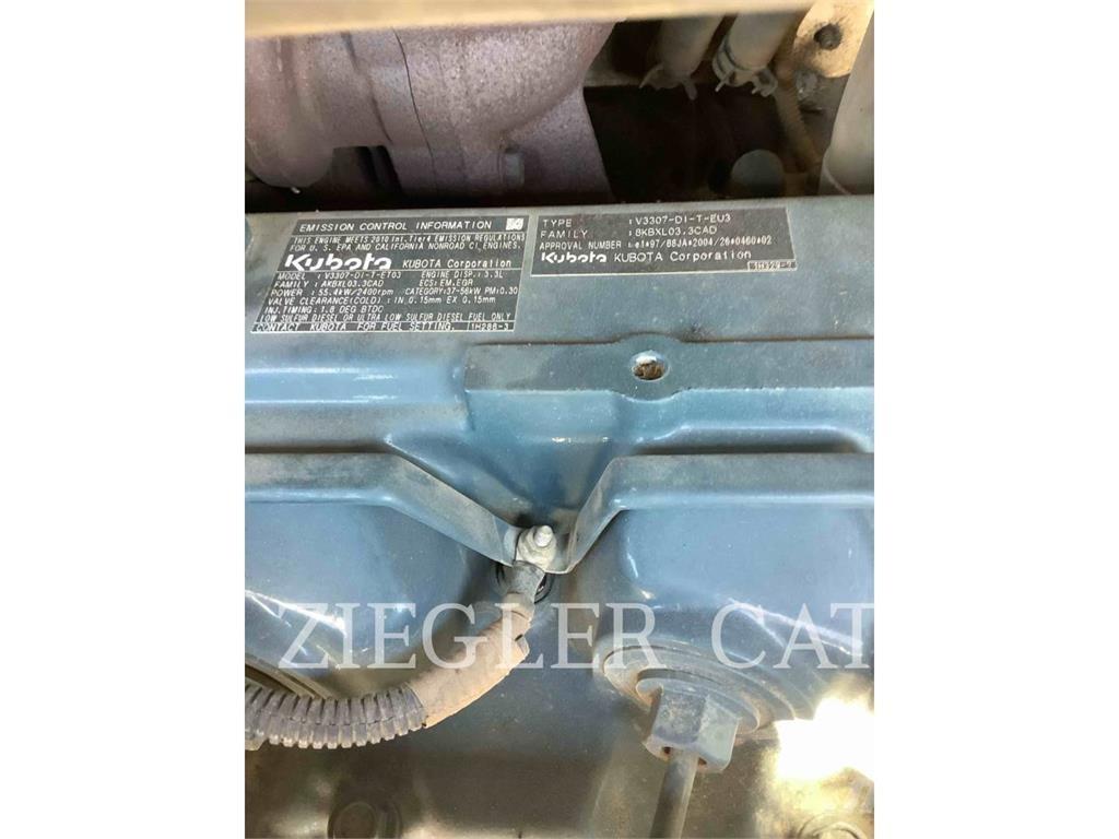 Bobcat T630 Crawler loaders