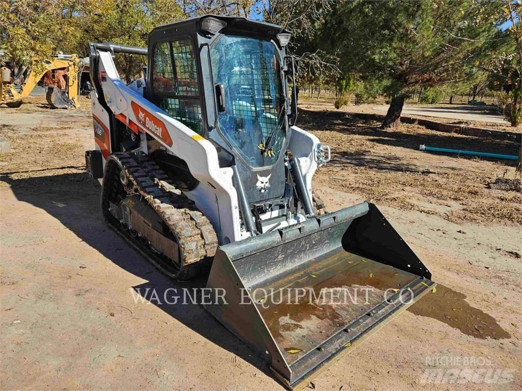 Bobcat T66 Crawler loaders