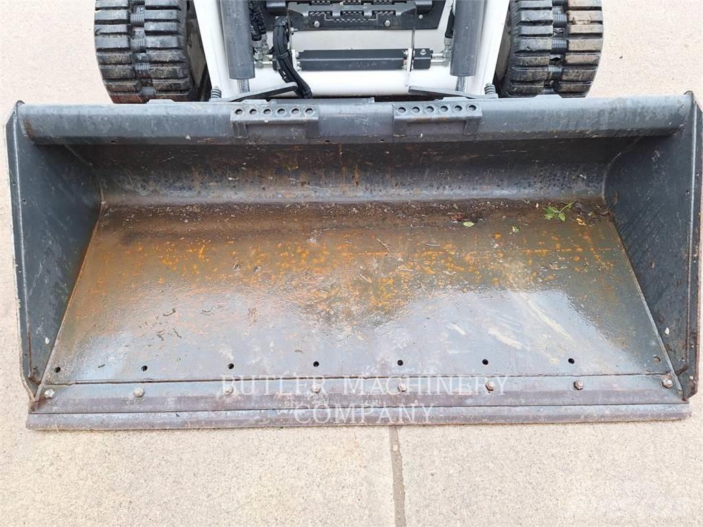 Bobcat T66 Crawler loaders