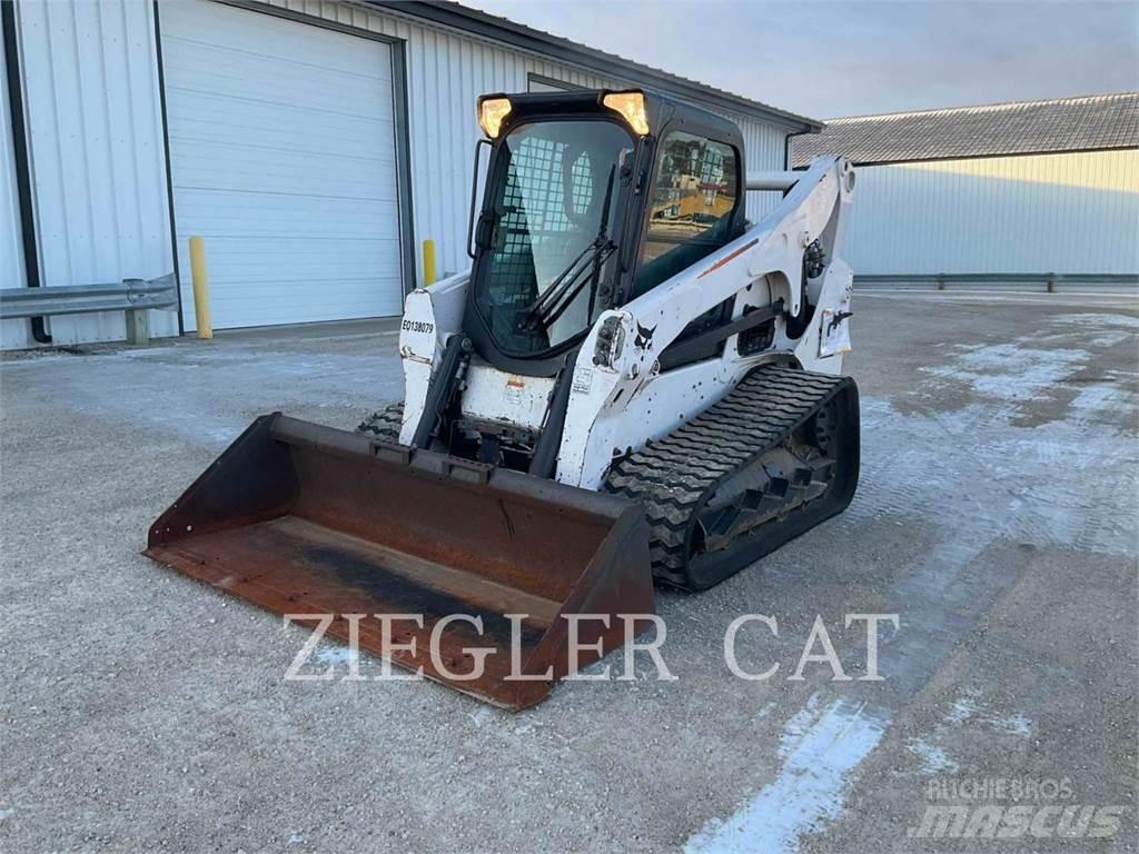Bobcat T770 Crawler loaders