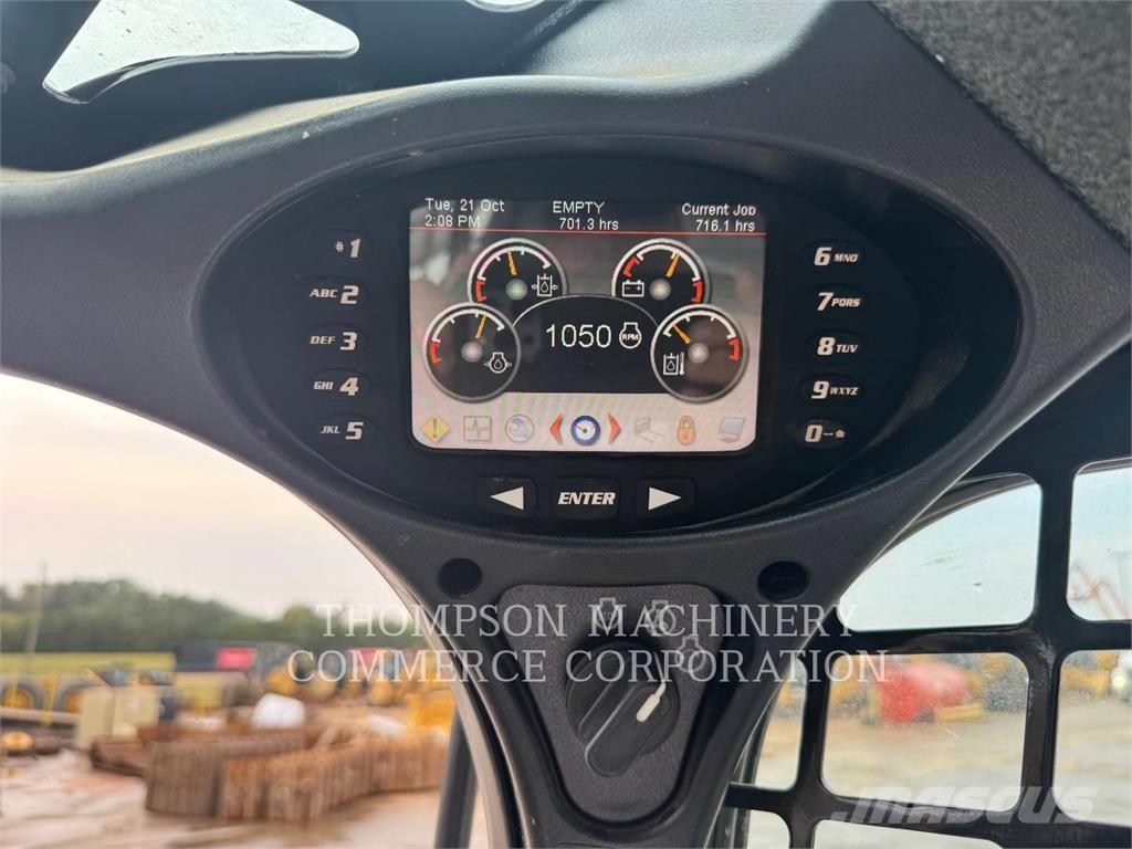 Bobcat T770 Skid steer loaders