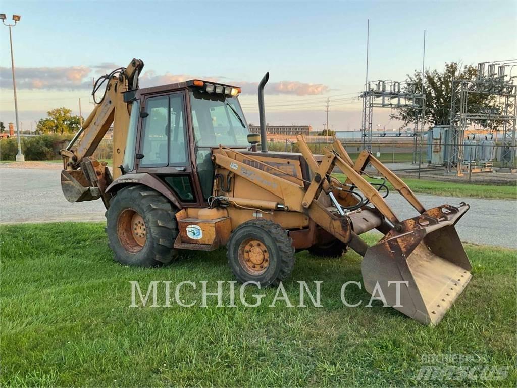 CASE 580SK Backhoe