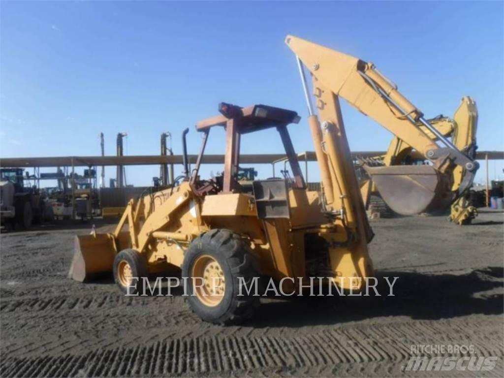 CASE 680L Backhoe