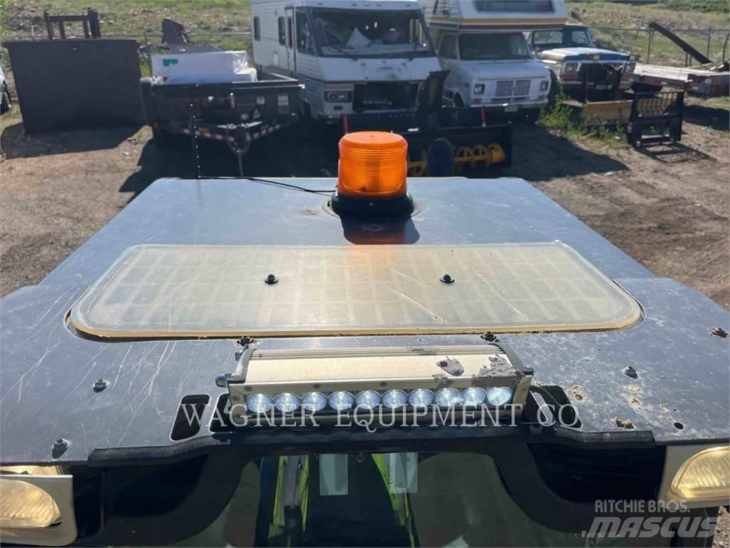 CASE SR210 Skid steer loaders