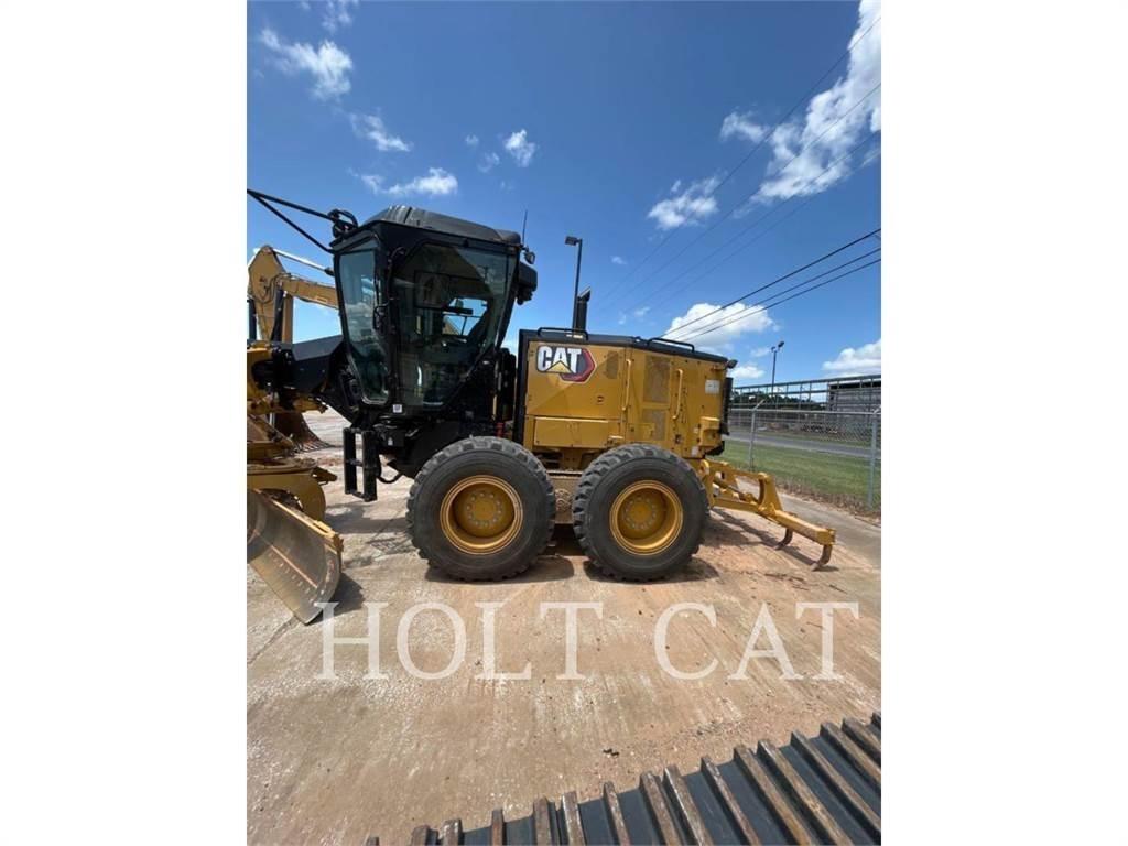 CAT 120 JOY Graders