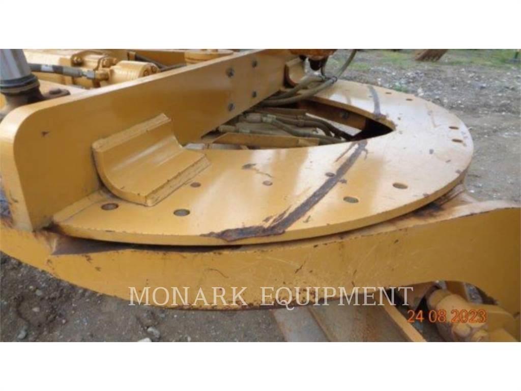 CAT 120K Graders