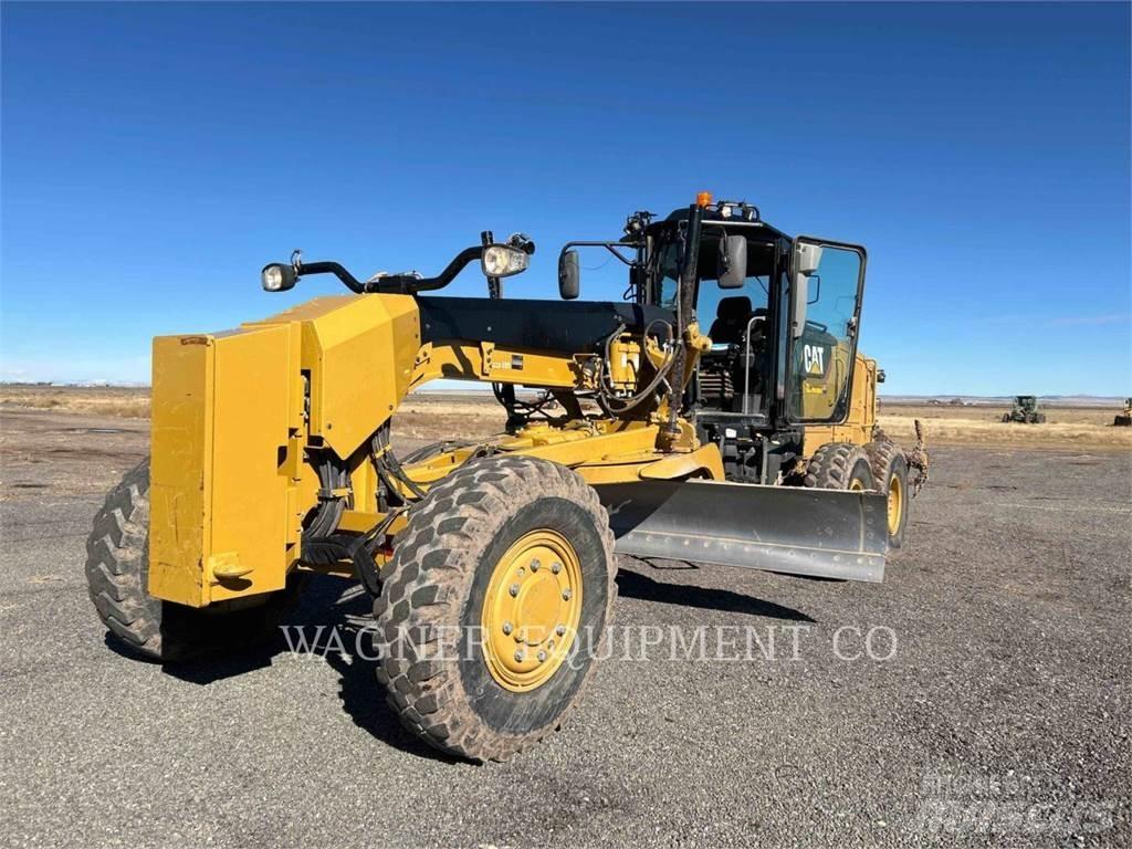 CAT 120M2 AWD Graders