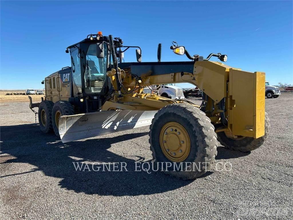 CAT 120M2 AWD Graders