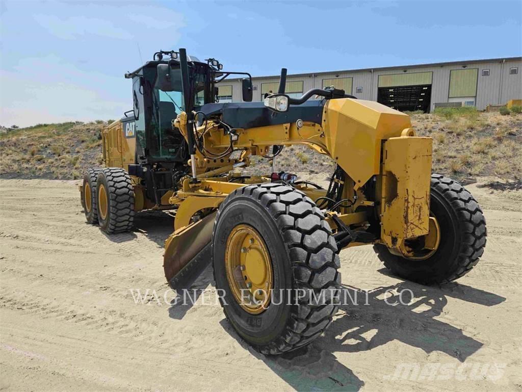 CAT 120M2 AWD Graders