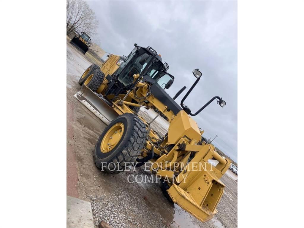 CAT 120M2AWD Graders