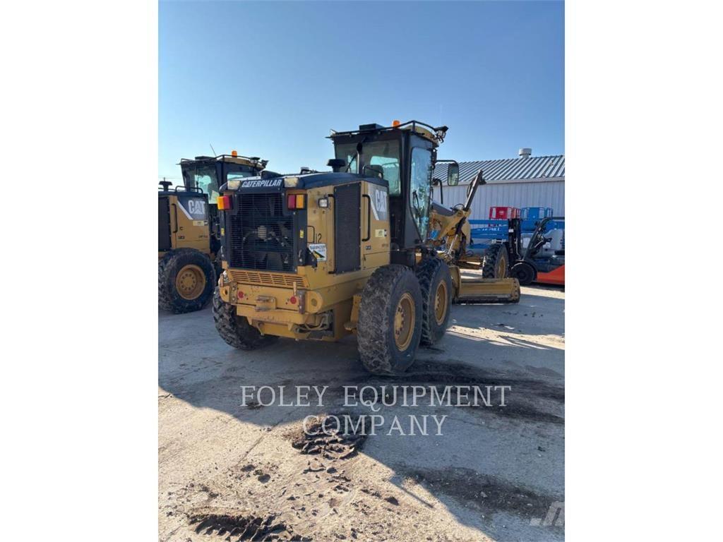 CAT 12M Graders