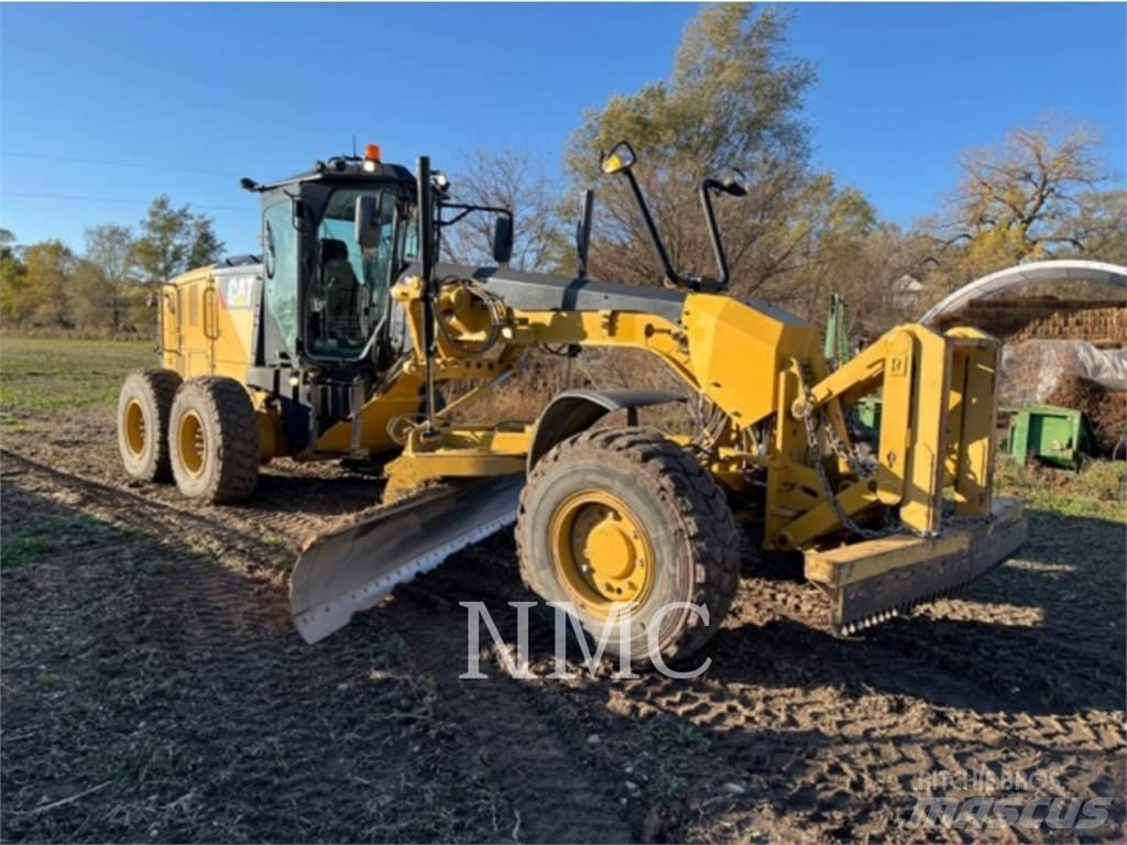 CAT 12M3AWD Graders