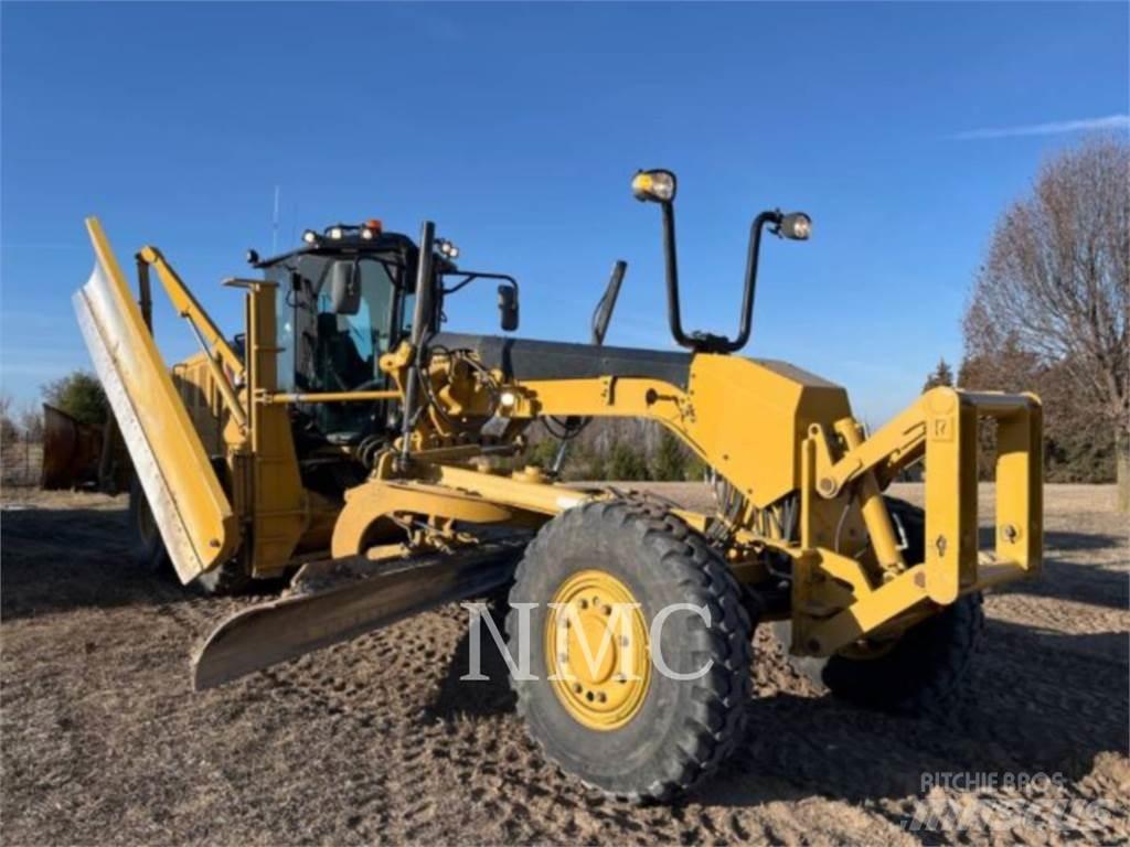 CAT 12M3AWD Graders