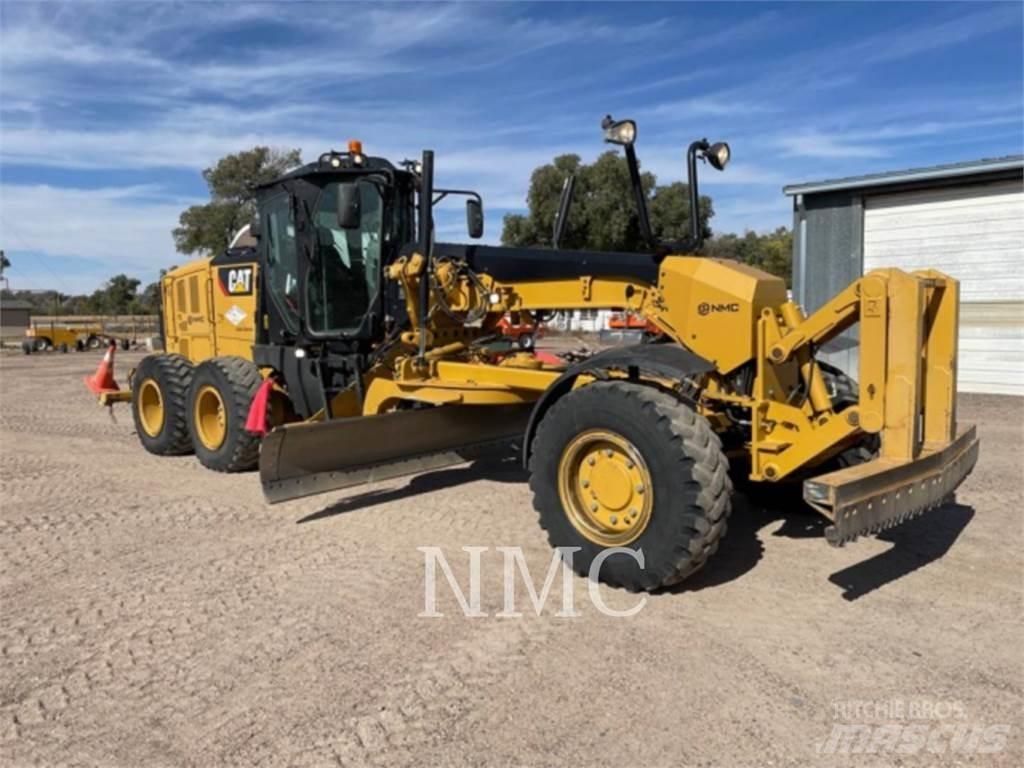 CAT 12M3AWD Graders