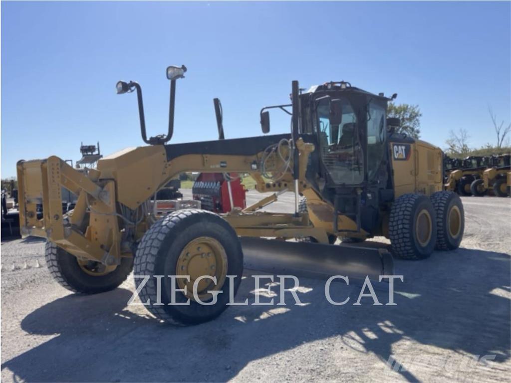 CAT 12M3AWD Graders