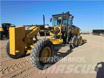 CAT 140 Graders