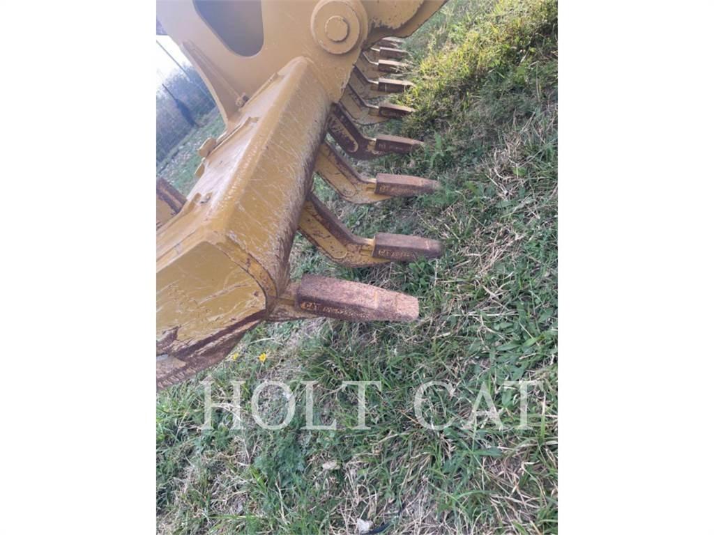 CAT 140 AWD Graders