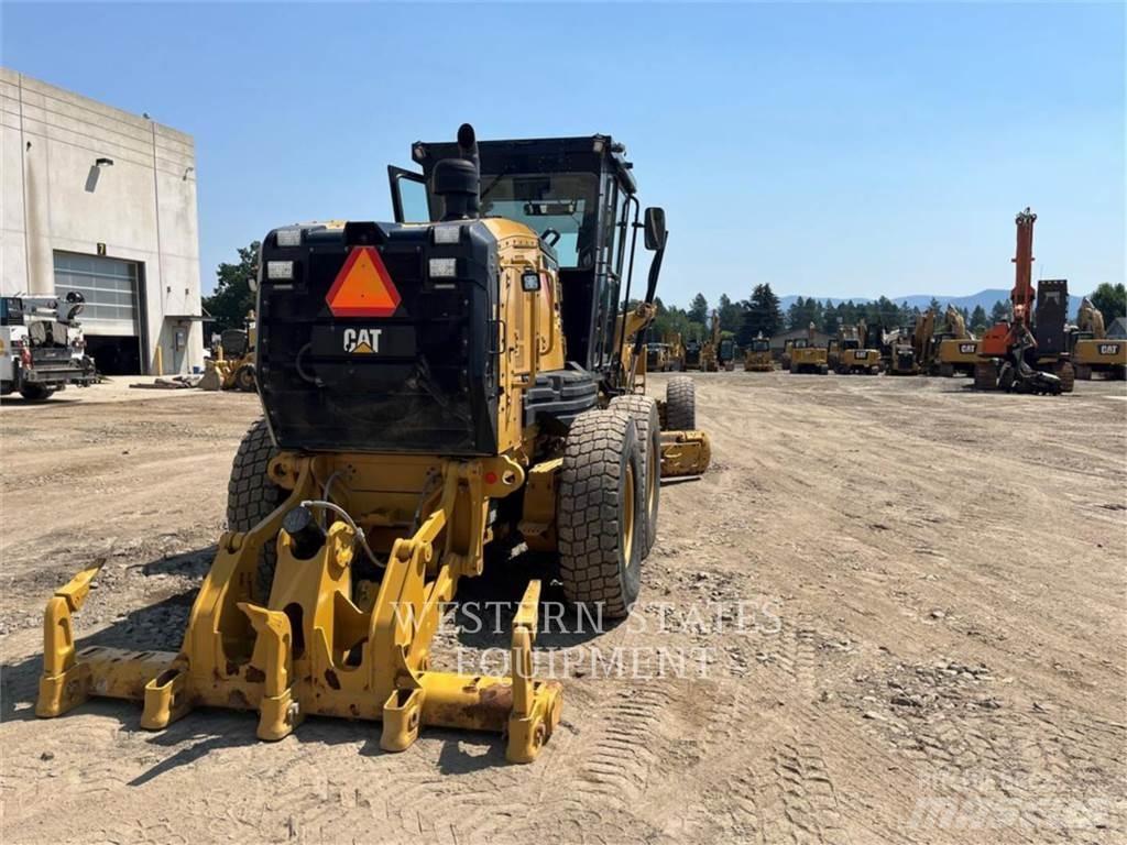 CAT 140 AWD Graders