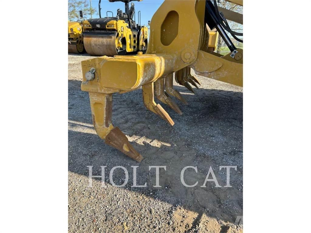CAT 140 AWD3 Graders