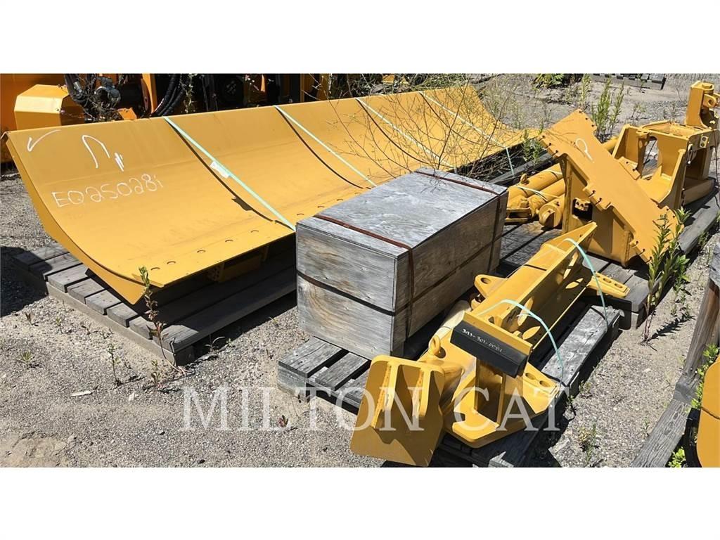 CAT 140 MASTLESS WING Snow throwers