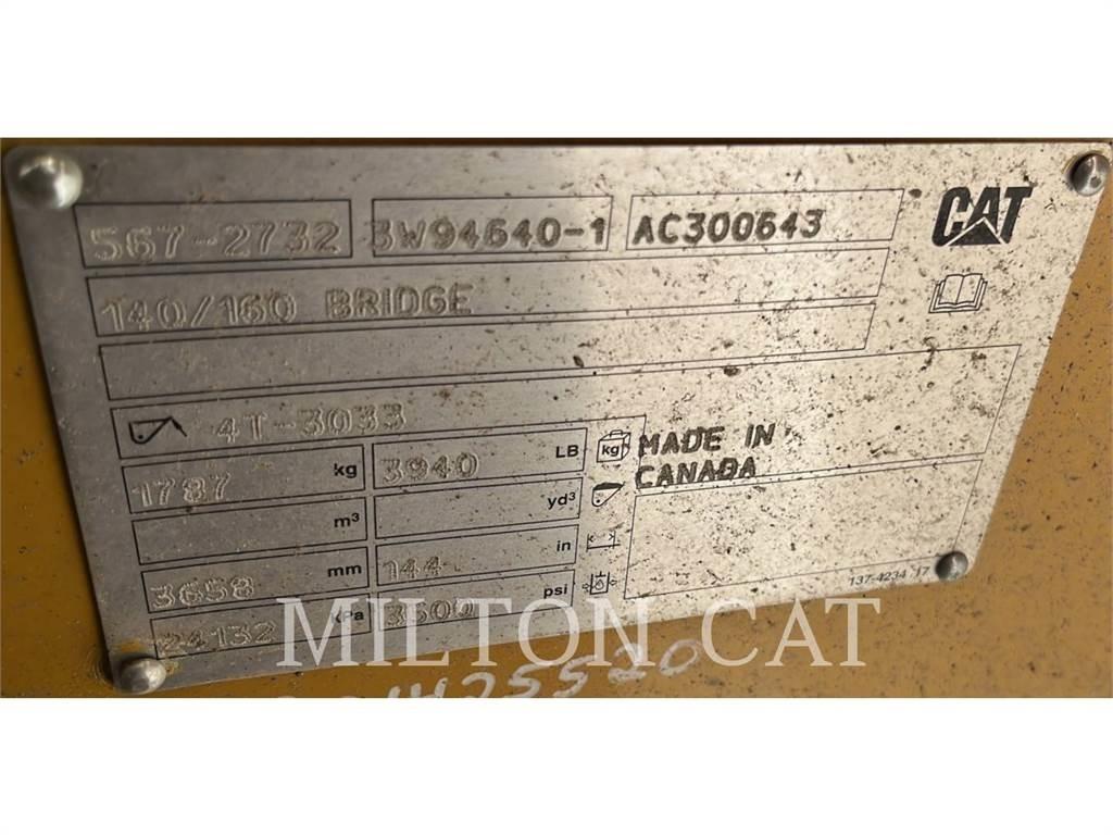 CAT 140 MASTLESS WING Snow throwers