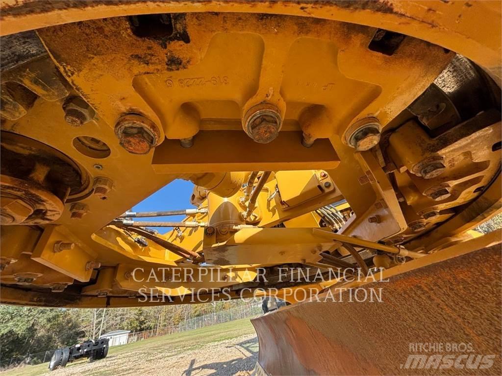 CAT 14013 Graders