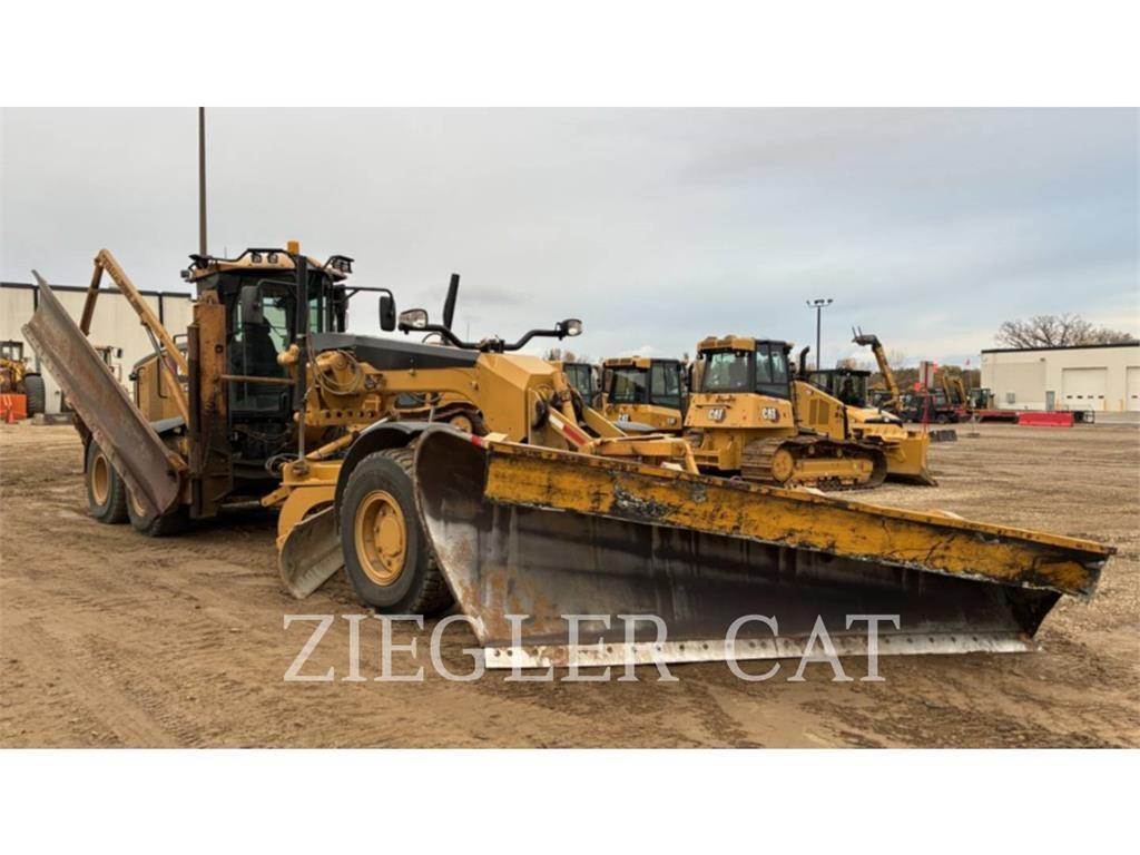 CAT 140M Graders