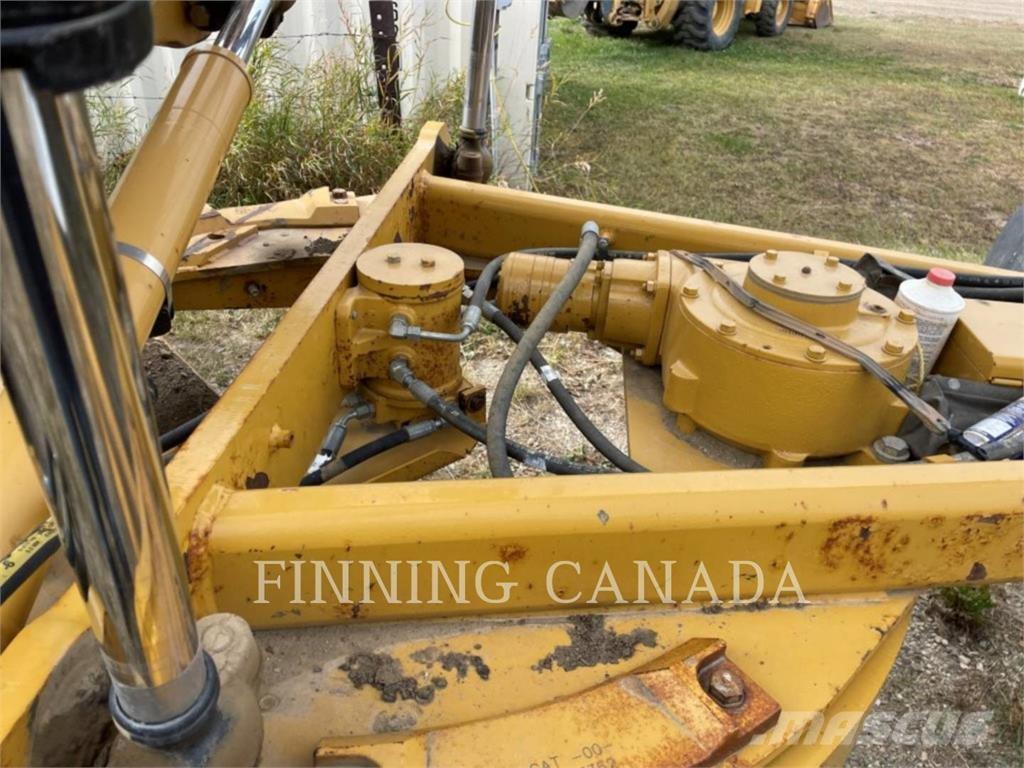 CAT 140M AWD Graders