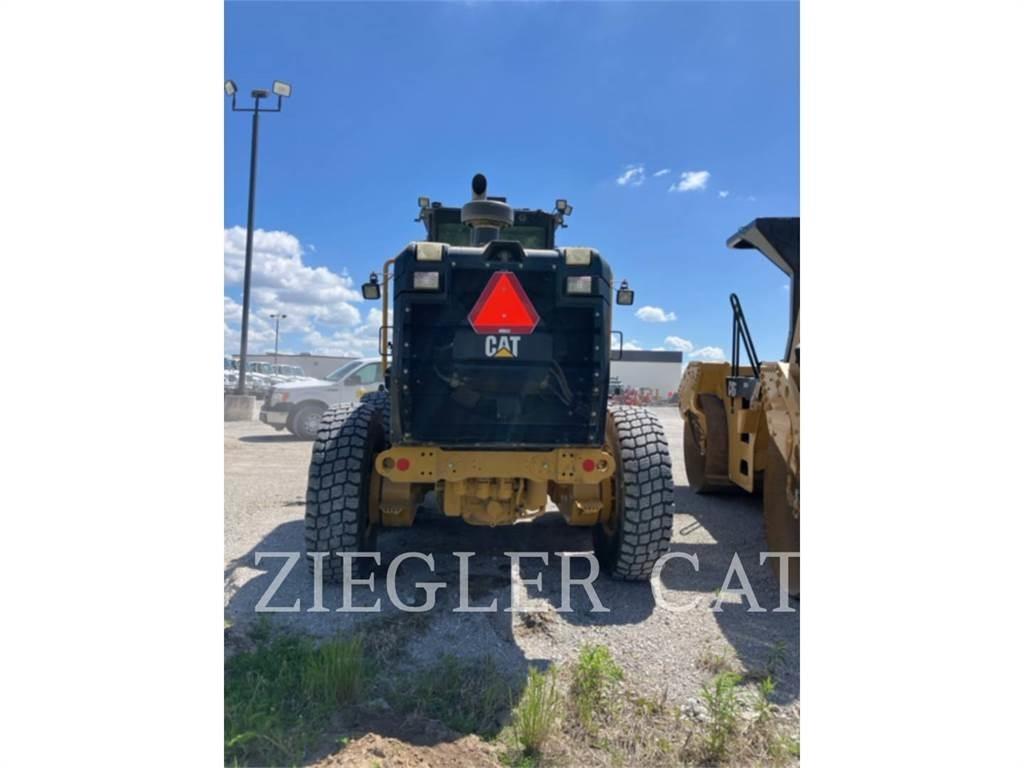 CAT 140M2AWD Graders