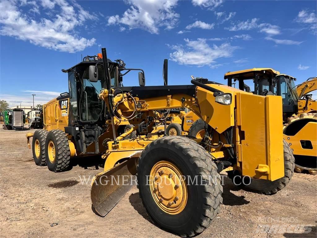 CAT 140M3 AWD Graders