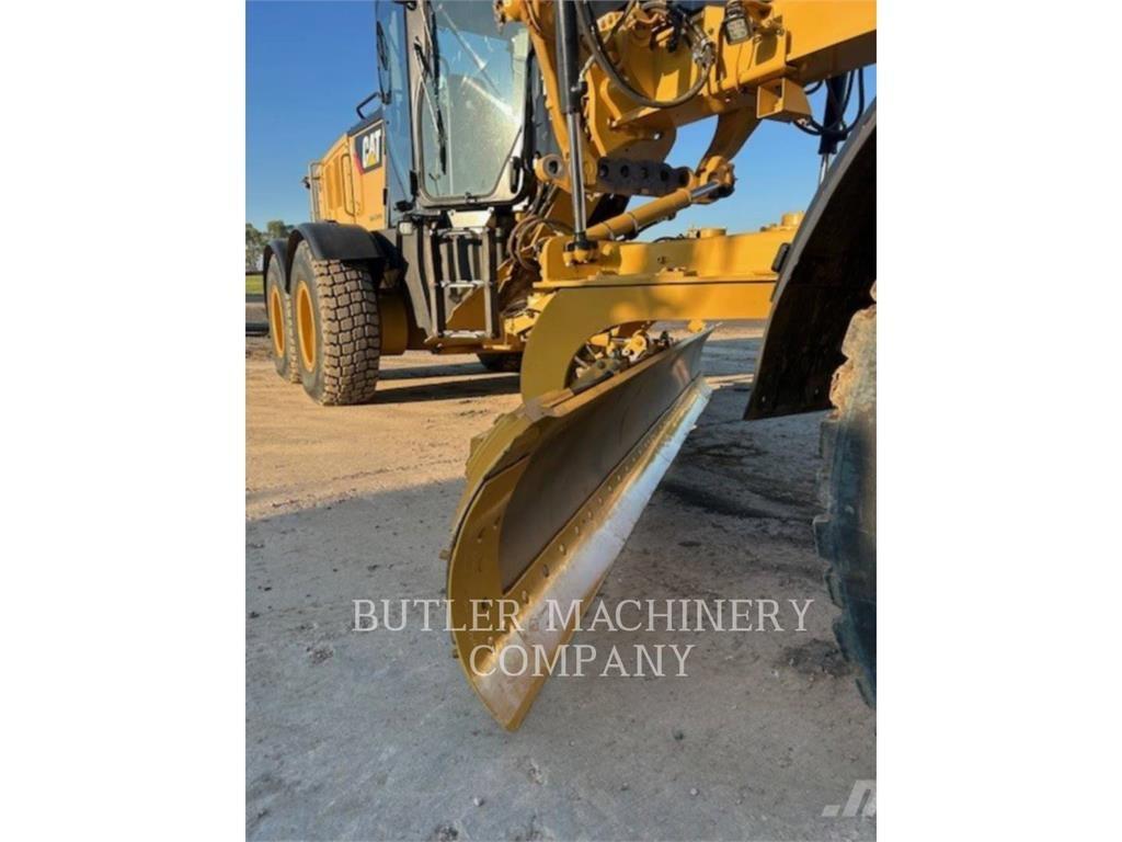 CAT 140M3AWD Graders