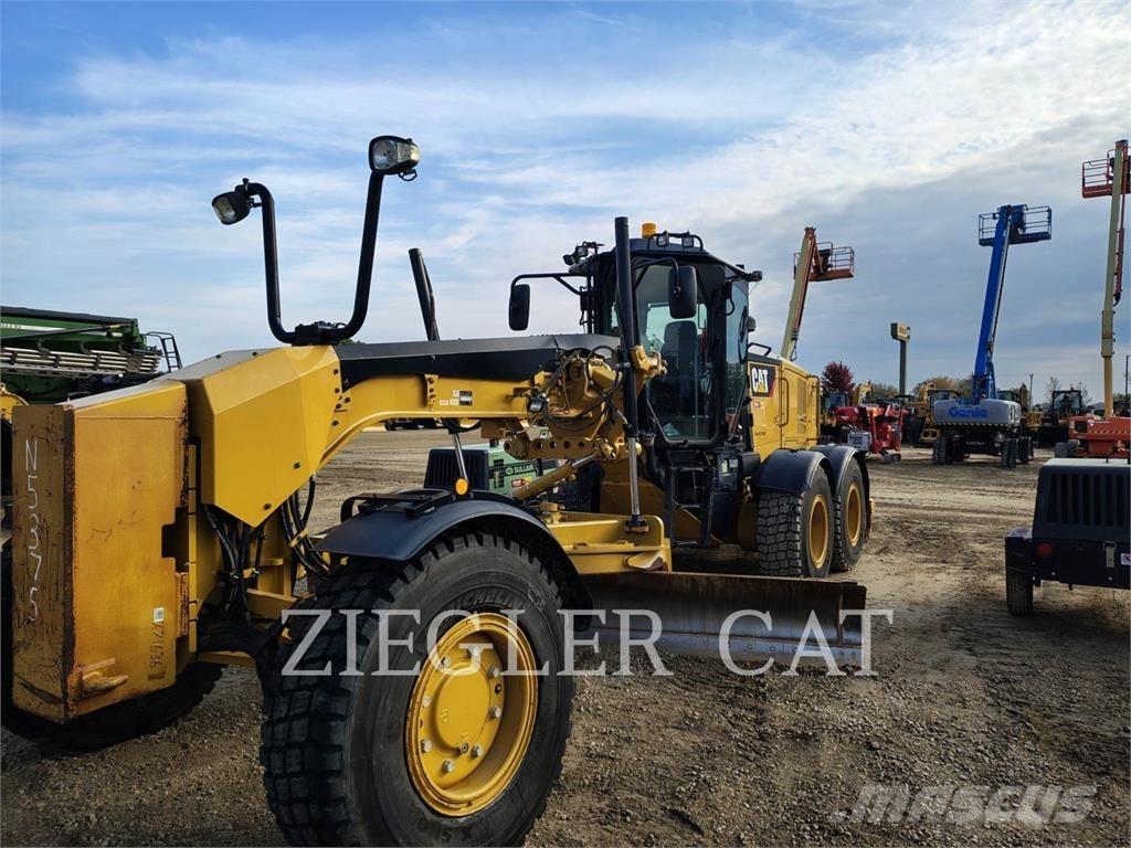 CAT 140M3AWD Graders